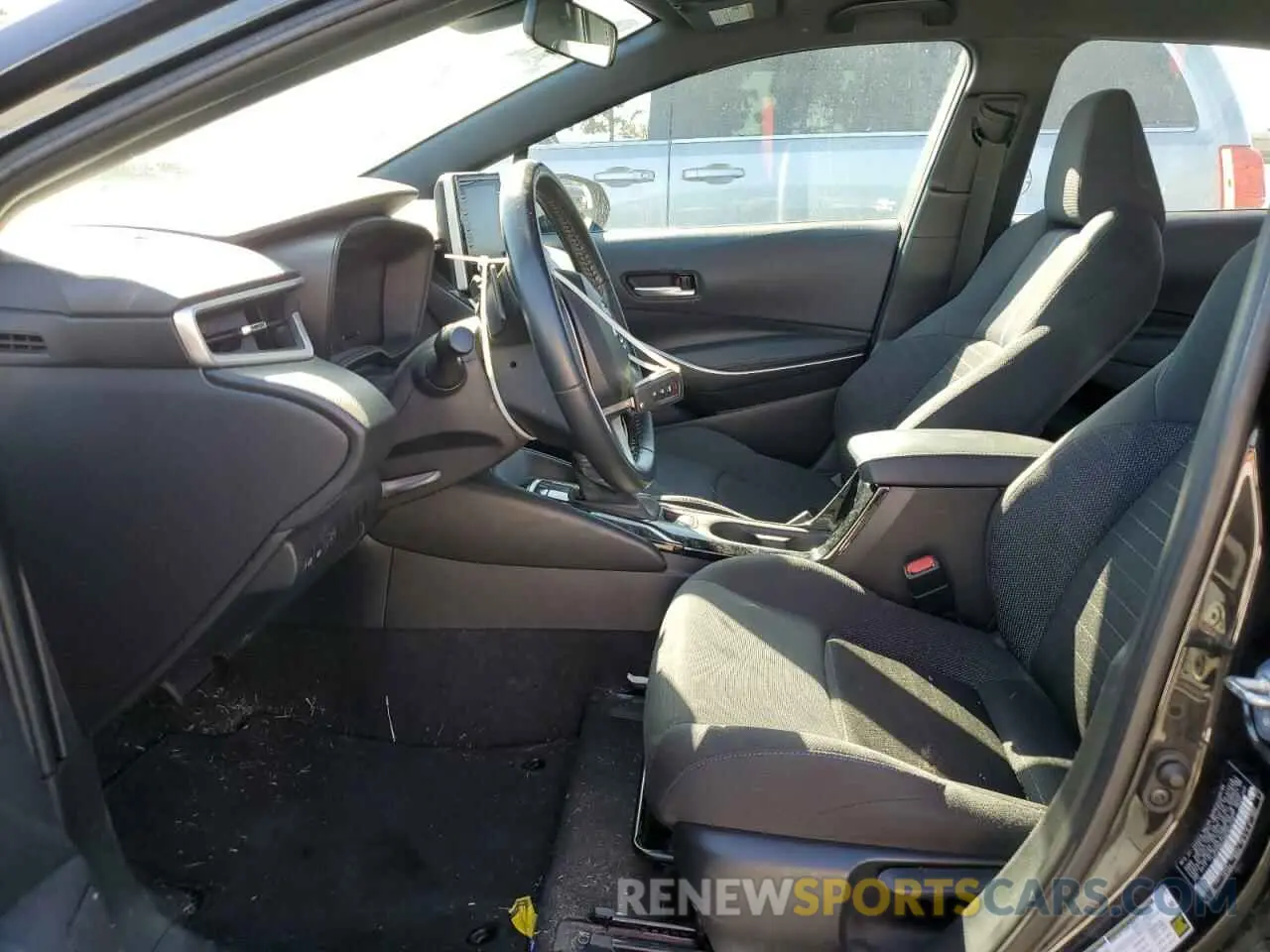 7 Photograph of a damaged car 5YFS4MCE9MP070720 TOYOTA COROLLA 2021