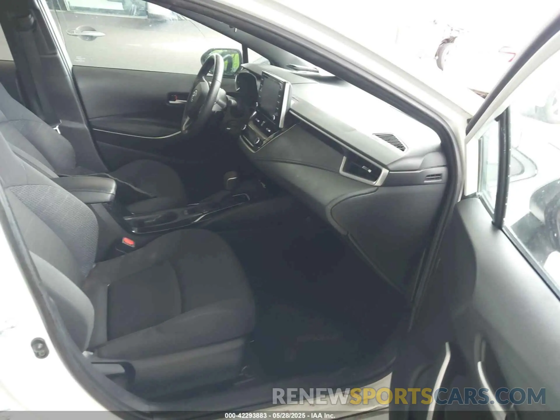 5 Photograph of a damaged car 5YFS4MCE9MP072127 TOYOTA COROLLA 2021