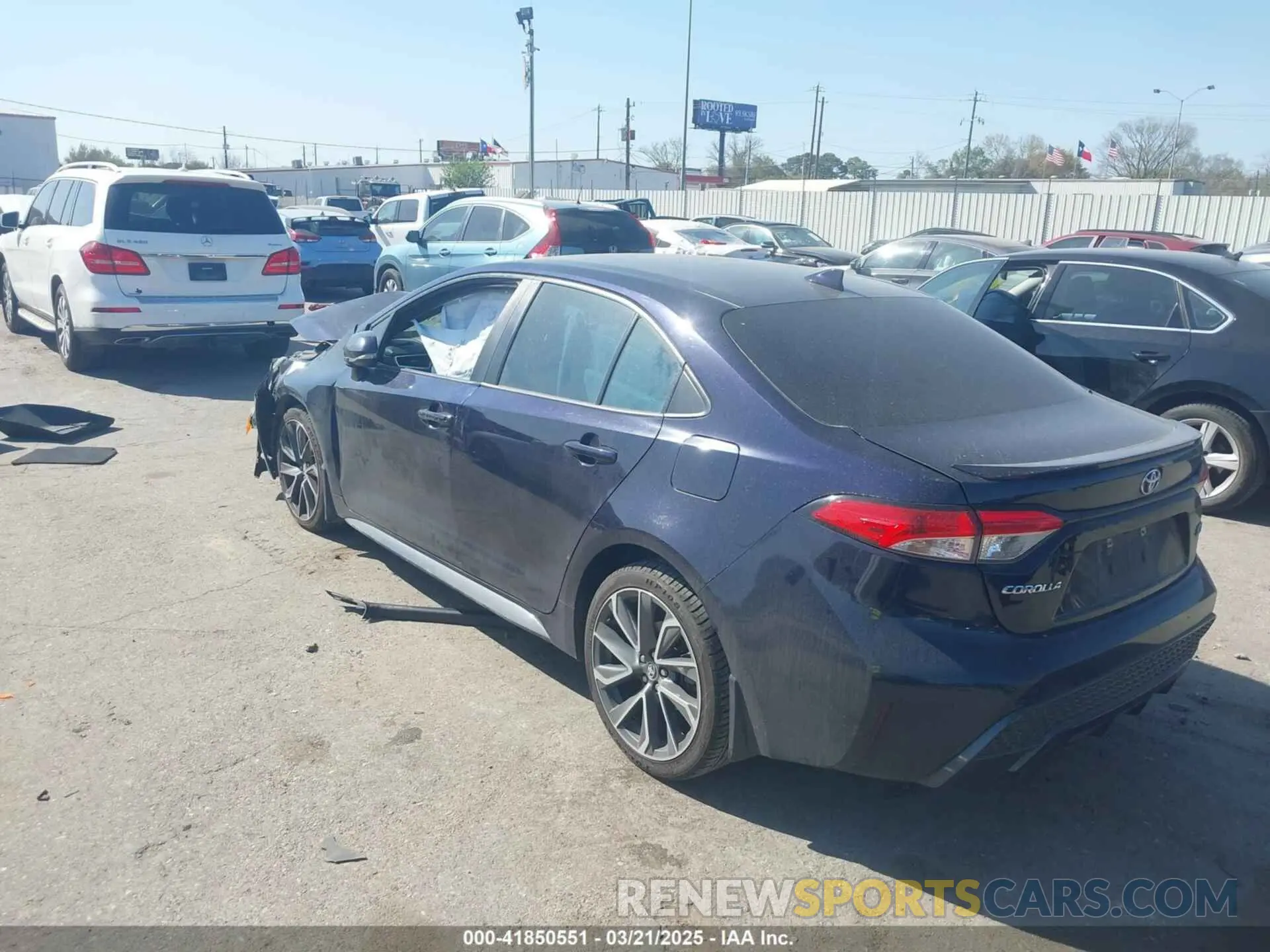 3 Photograph of a damaged car 5YFS4MCE9MP072841 TOYOTA COROLLA 2021