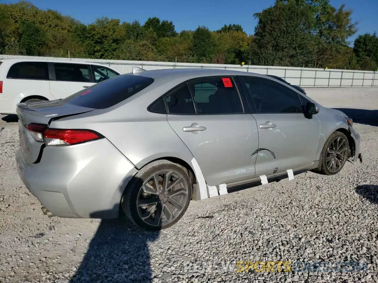 3 Photograph of a damaged car 5YFS4MCE9MP077442 TOYOTA COROLLA 2021