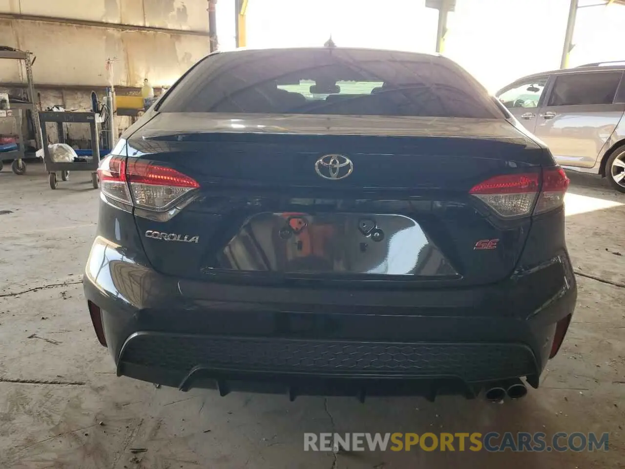 6 Photograph of a damaged car 5YFS4MCE9MP085704 TOYOTA COROLLA 2021