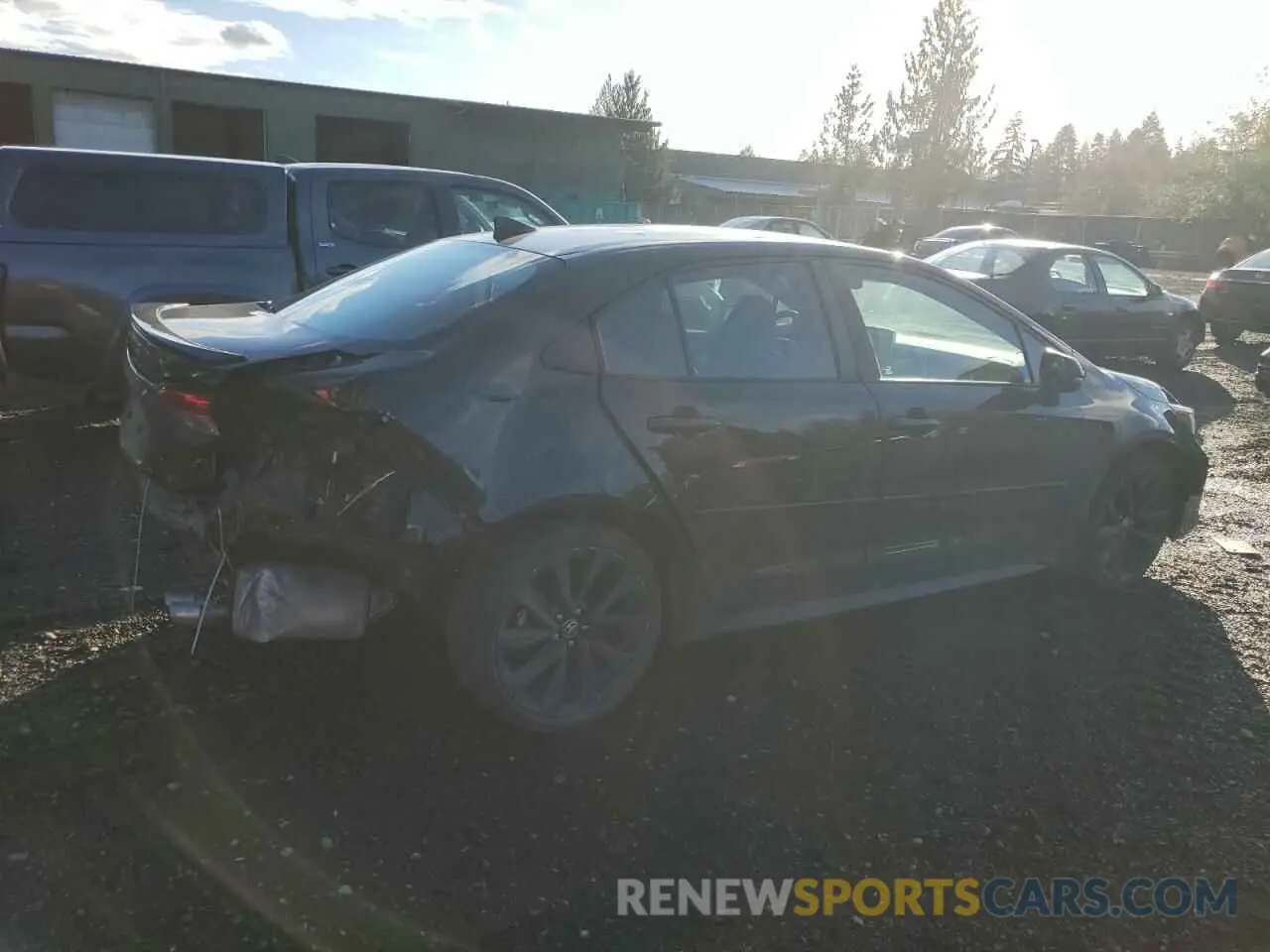 3 Photograph of a damaged car 5YFS4MCE9MP086903 TOYOTA COROLLA 2021