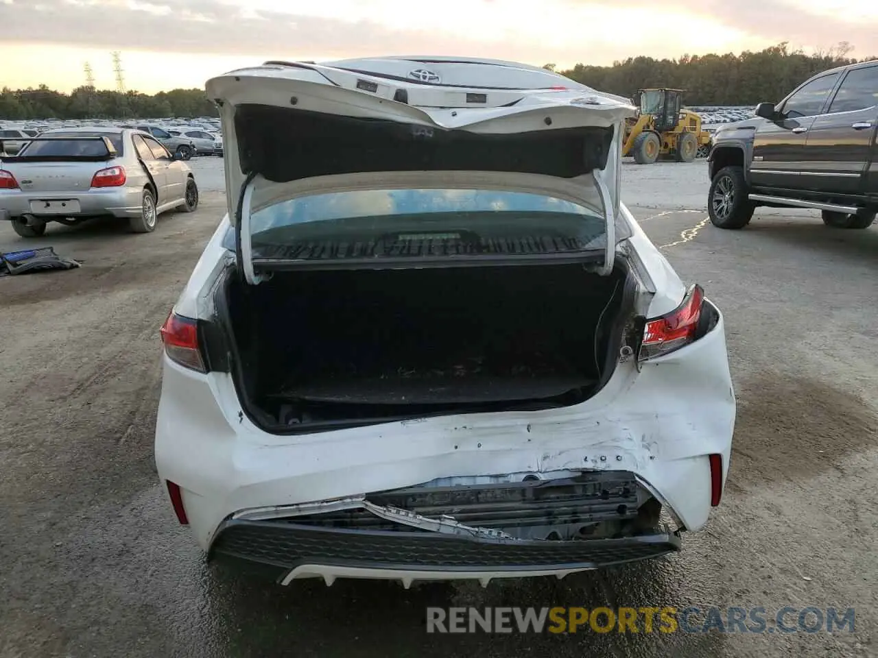 6 Photograph of a damaged car 5YFS4MCE9MP087033 TOYOTA COROLLA 2021