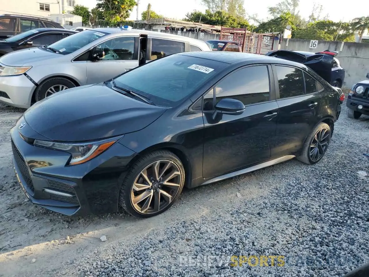 1 Photograph of a damaged car 5YFS4MCE9MP090692 TOYOTA COROLLA 2021