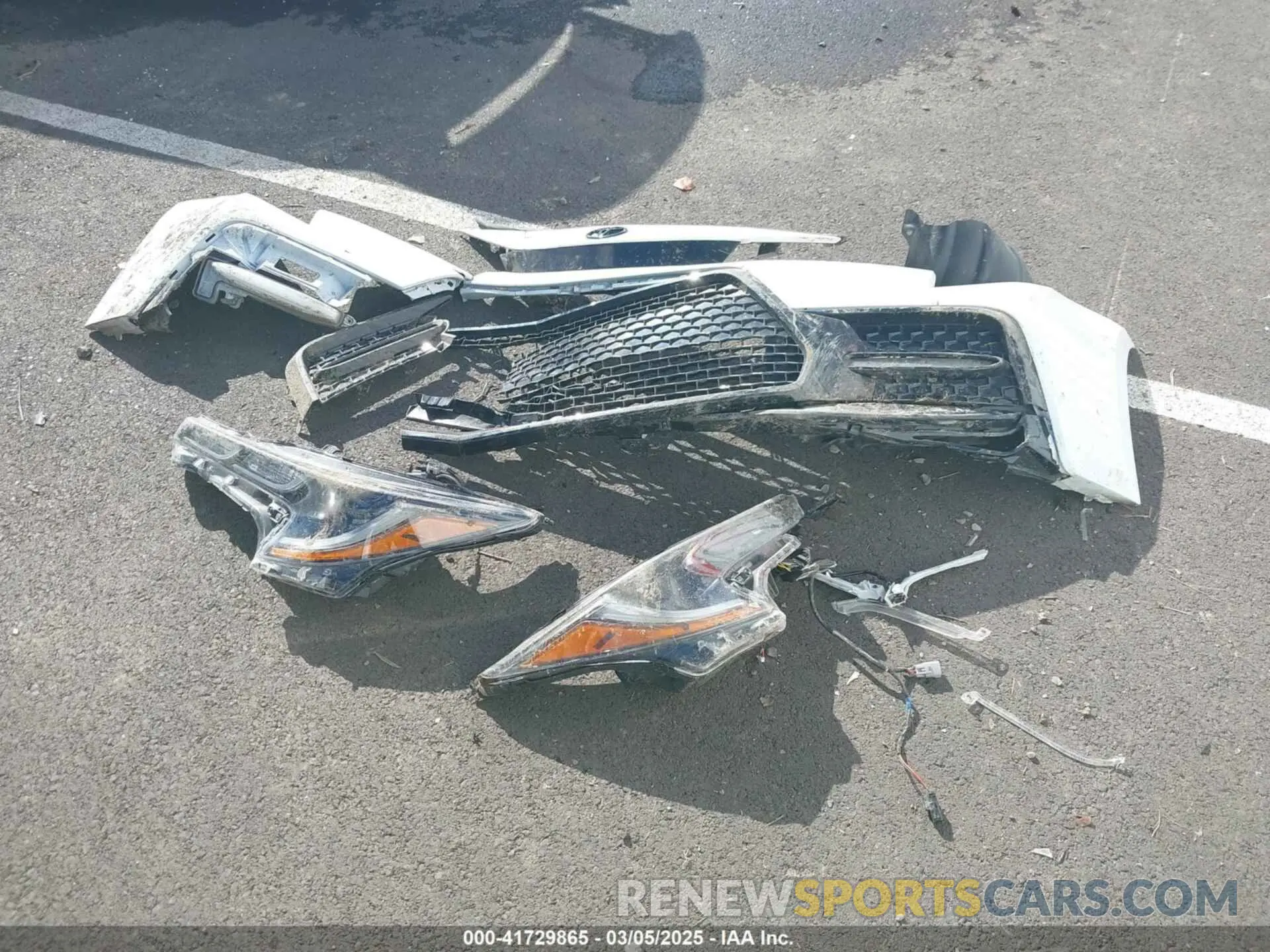 12 Photograph of a damaged car 5YFS4MCE9MP090854 TOYOTA COROLLA 2021