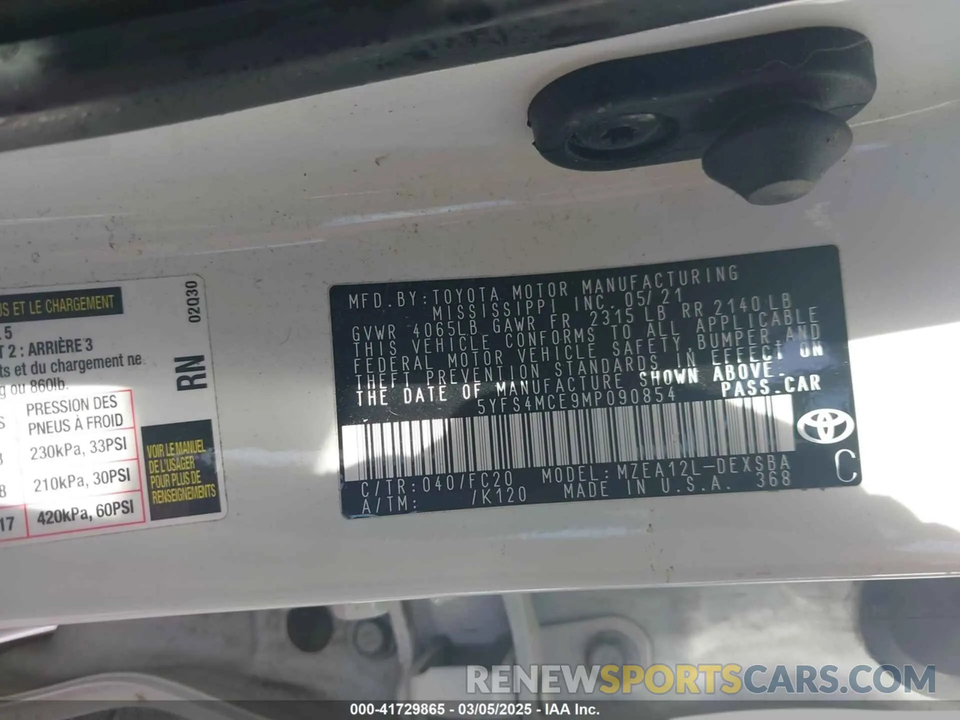 9 Photograph of a damaged car 5YFS4MCE9MP090854 TOYOTA COROLLA 2021