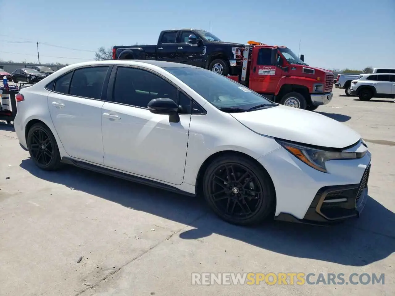 4 Photograph of a damaged car 5YFS4MCEXMP073612 TOYOTA COROLLA 2021
