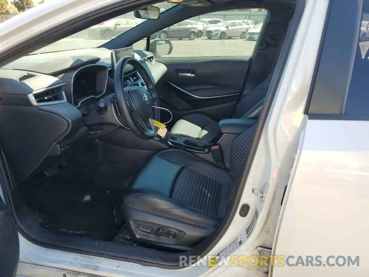 7 Photograph of a damaged car 5YFT4MCE0MP066351 TOYOTA COROLLA 2021