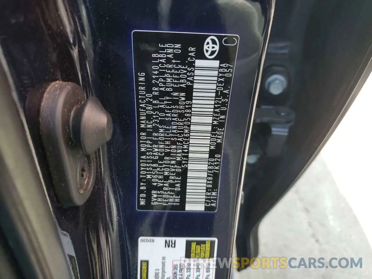 15 Photograph of a damaged car 5YFT4MCE6MP058819 TOYOTA COROLLA 2021