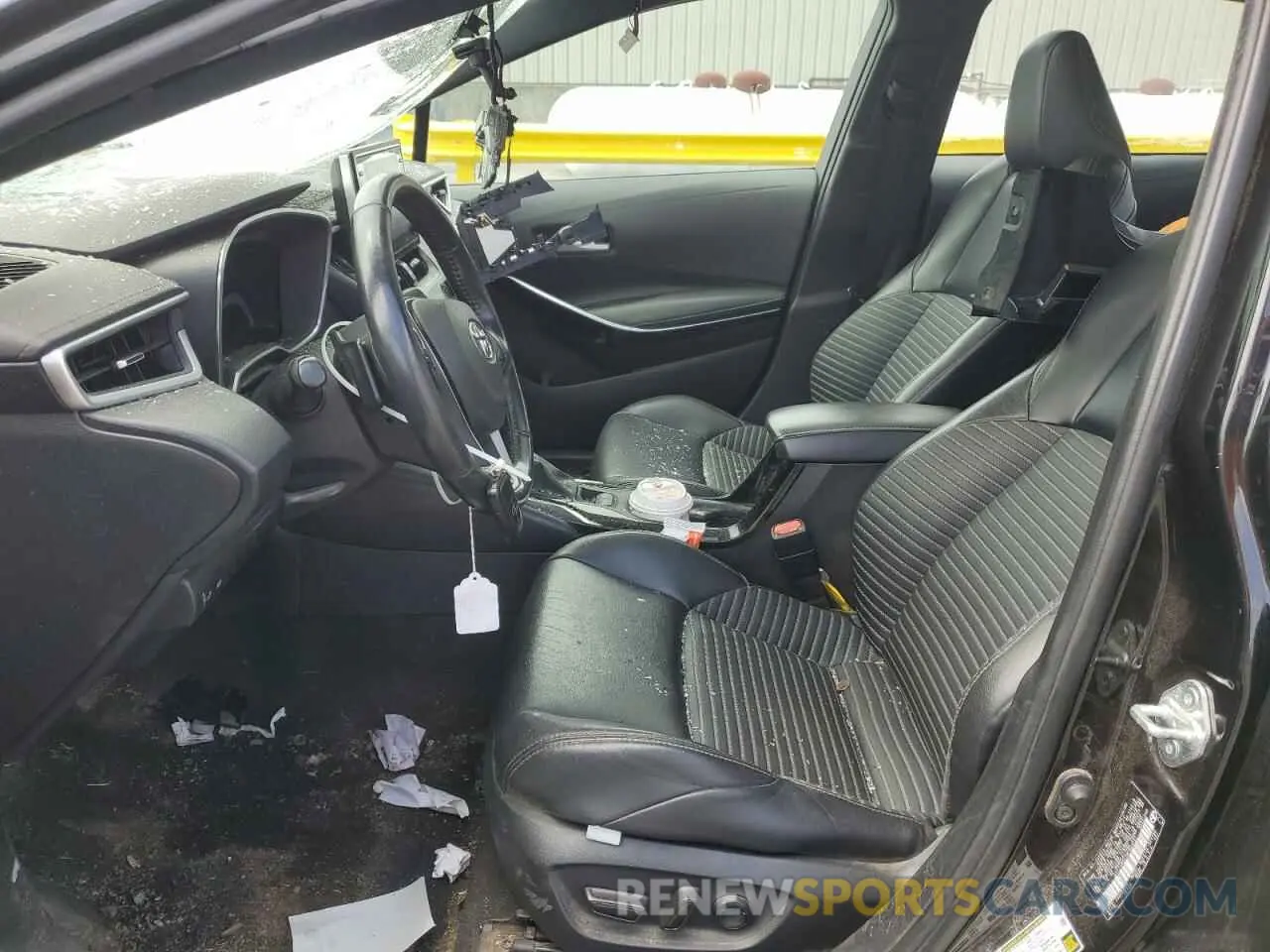 7 Photograph of a damaged car 5YFT4MCE7MP093532 TOYOTA COROLLA 2021