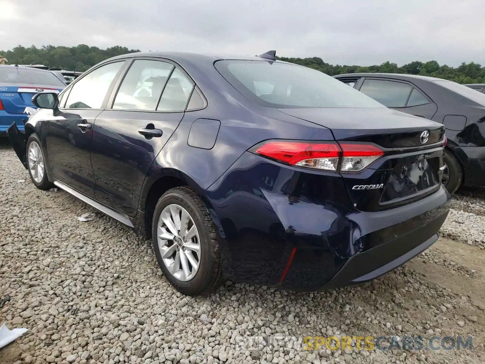 3 Photograph of a damaged car 5YFVPMAE0MP221368 TOYOTA COROLLA 2021