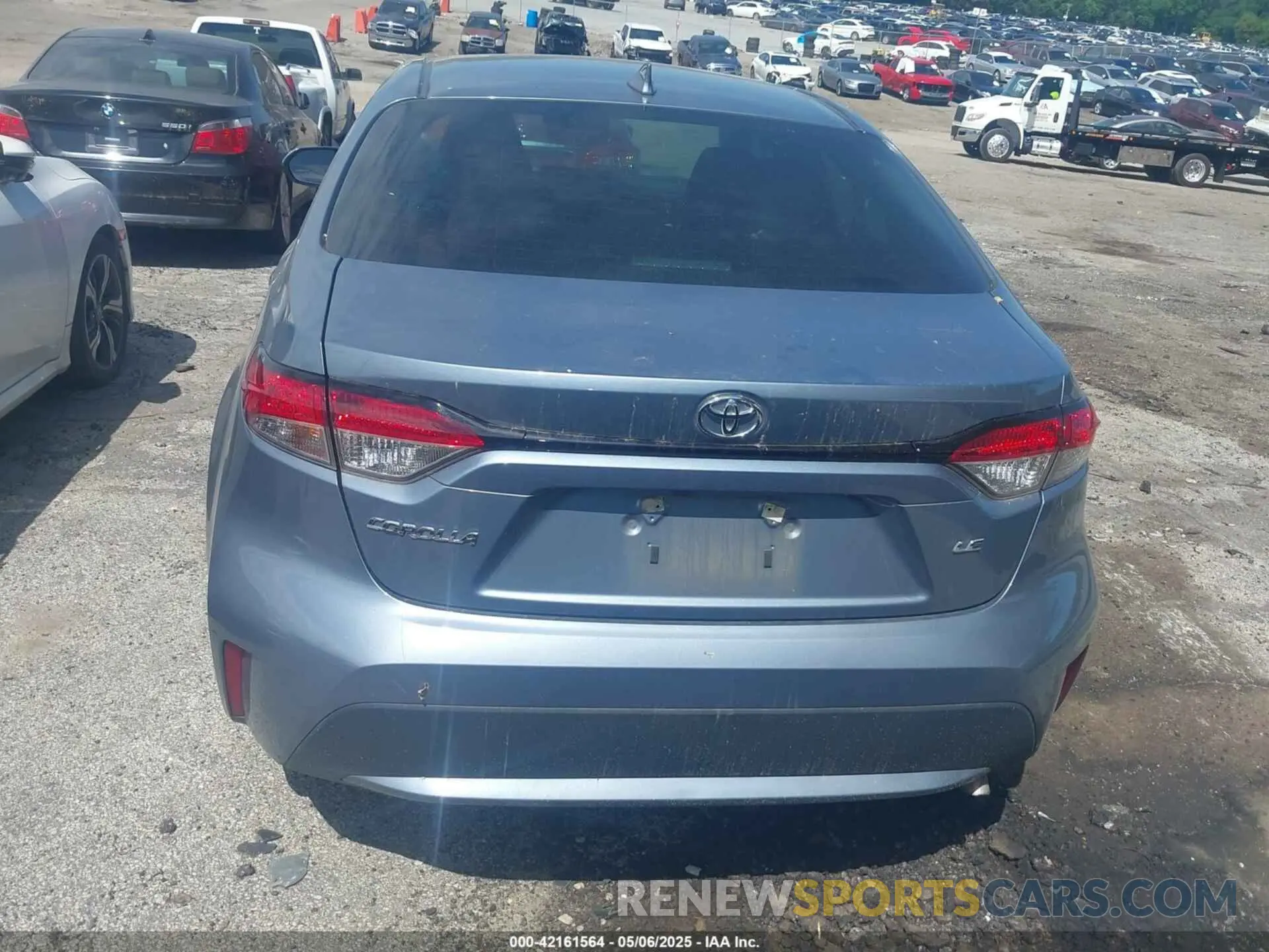 16 Photograph of a damaged car 5YFVPMAE3MP212941 TOYOTA COROLLA 2021