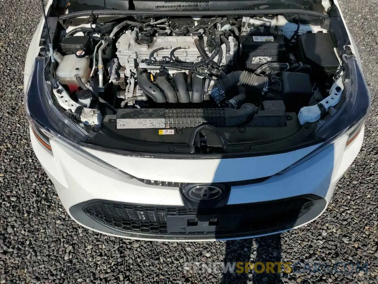 11 Photograph of a damaged car 5YFVPMAE4MP213483 TOYOTA COROLLA 2021