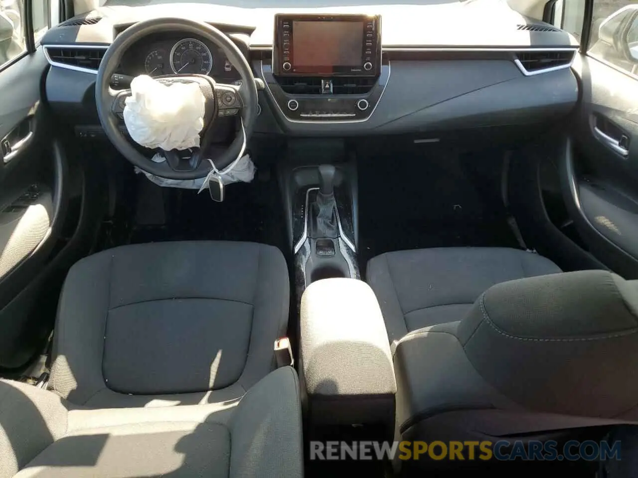 8 Photograph of a damaged car 5YFVPMAE6MP268968 TOYOTA COROLLA 2021