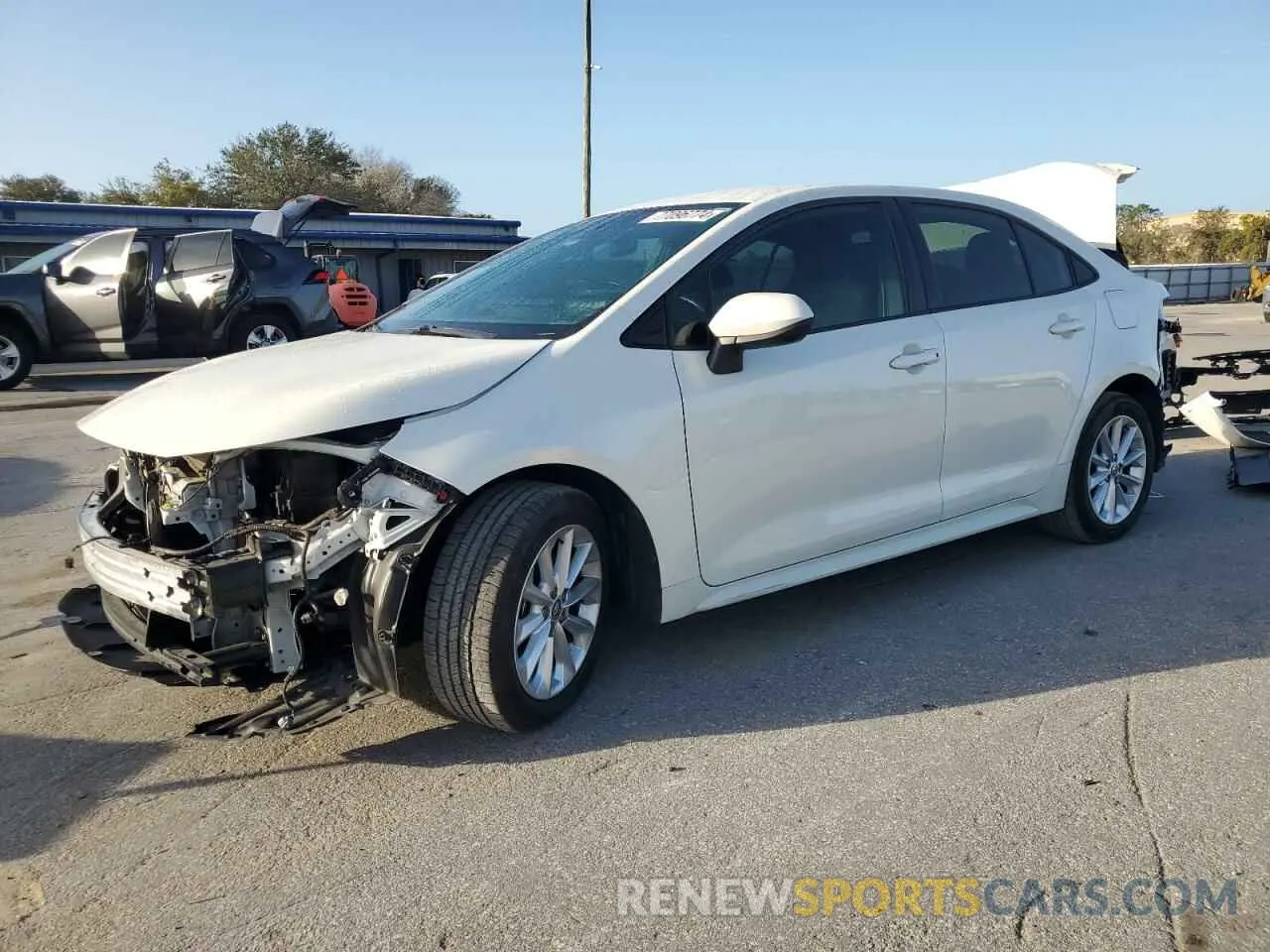 1 Photograph of a damaged car 5YFVPMAE9MP192632 TOYOTA COROLLA 2021