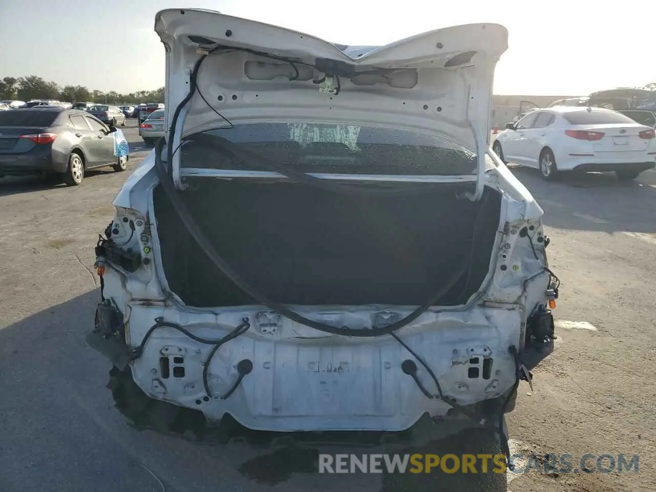 6 Photograph of a damaged car 5YFVPMAE9MP192632 TOYOTA COROLLA 2021