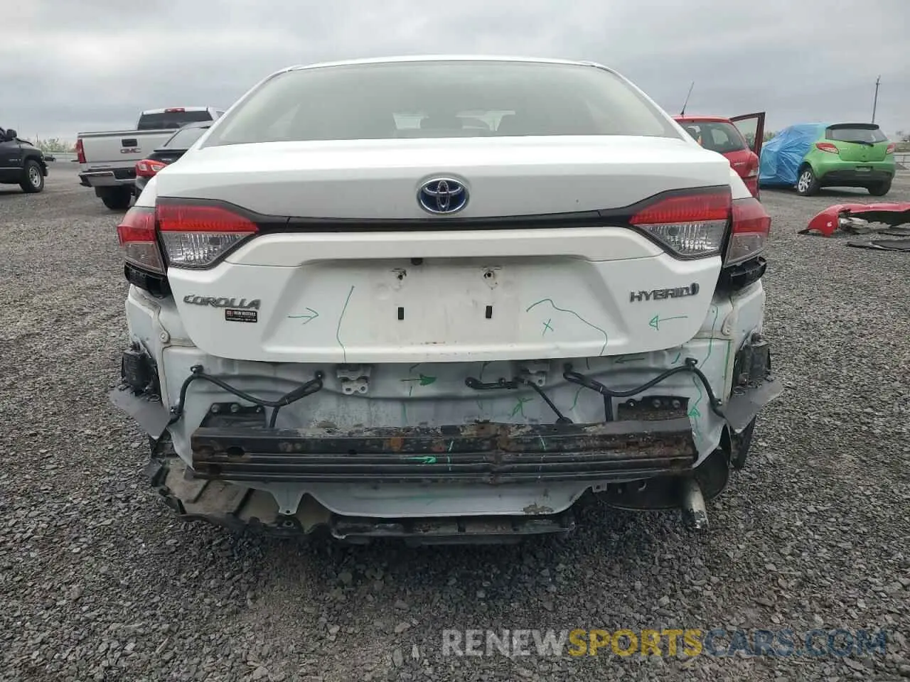 6 Photograph of a damaged car JTDBBMBE7MJ036318 TOYOTA COROLLA 2021