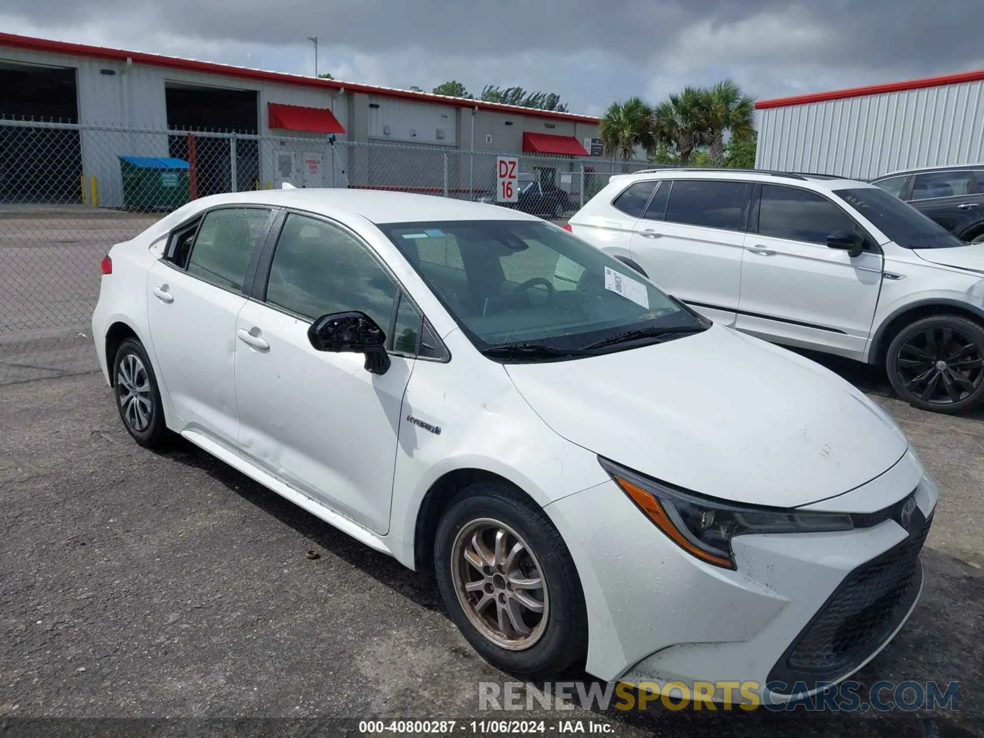 1 Photograph of a damaged car JTDEAMDE0MJ002394 TOYOTA COROLLA 2021