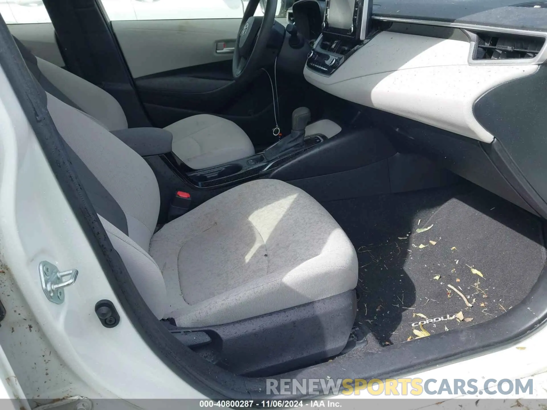 5 Photograph of a damaged car JTDEAMDE0MJ002394 TOYOTA COROLLA 2021