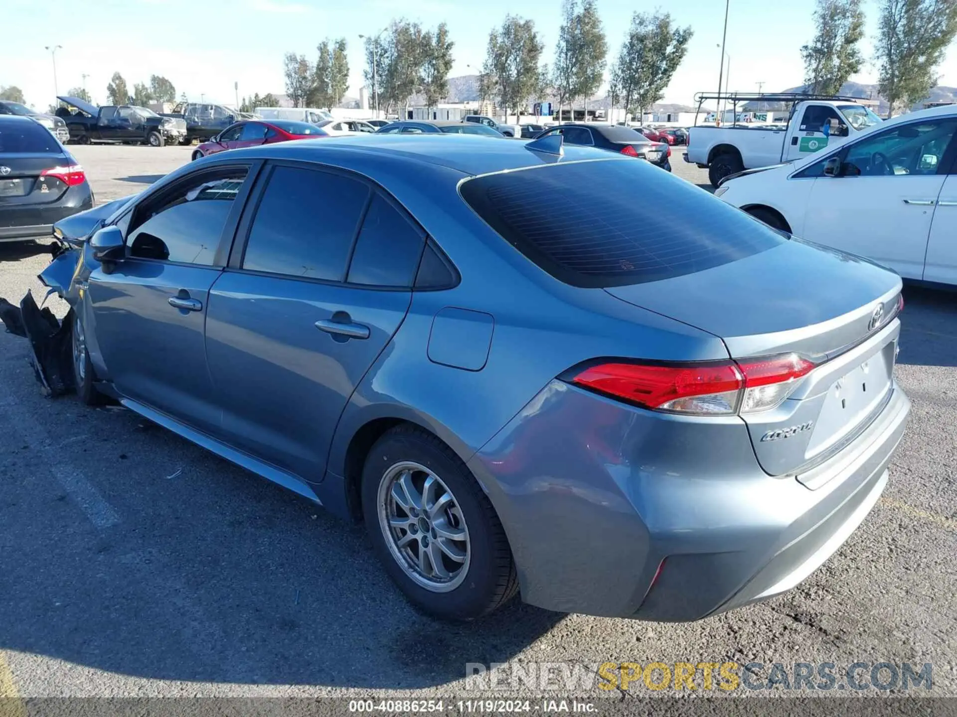 3 Photograph of a damaged car JTDEAMDE0MJ008325 TOYOTA COROLLA 2021