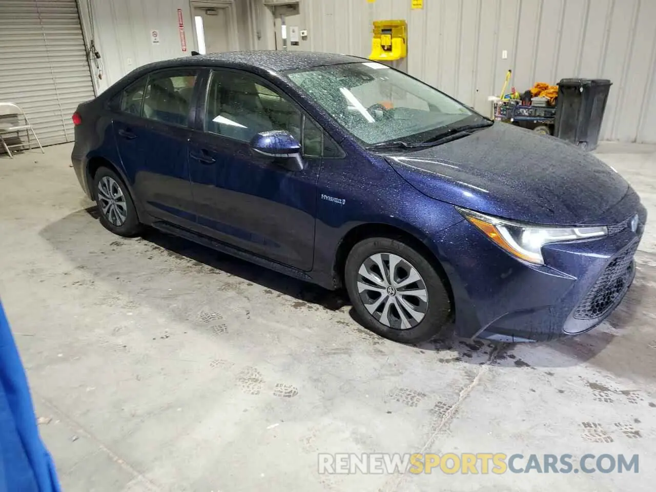 4 Photograph of a damaged car JTDEAMDE0MJ009233 TOYOTA COROLLA 2021