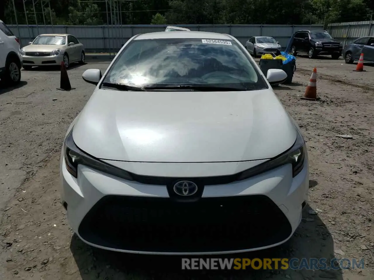 5 Photograph of a damaged car JTDEAMDE0MJ017526 TOYOTA COROLLA 2021