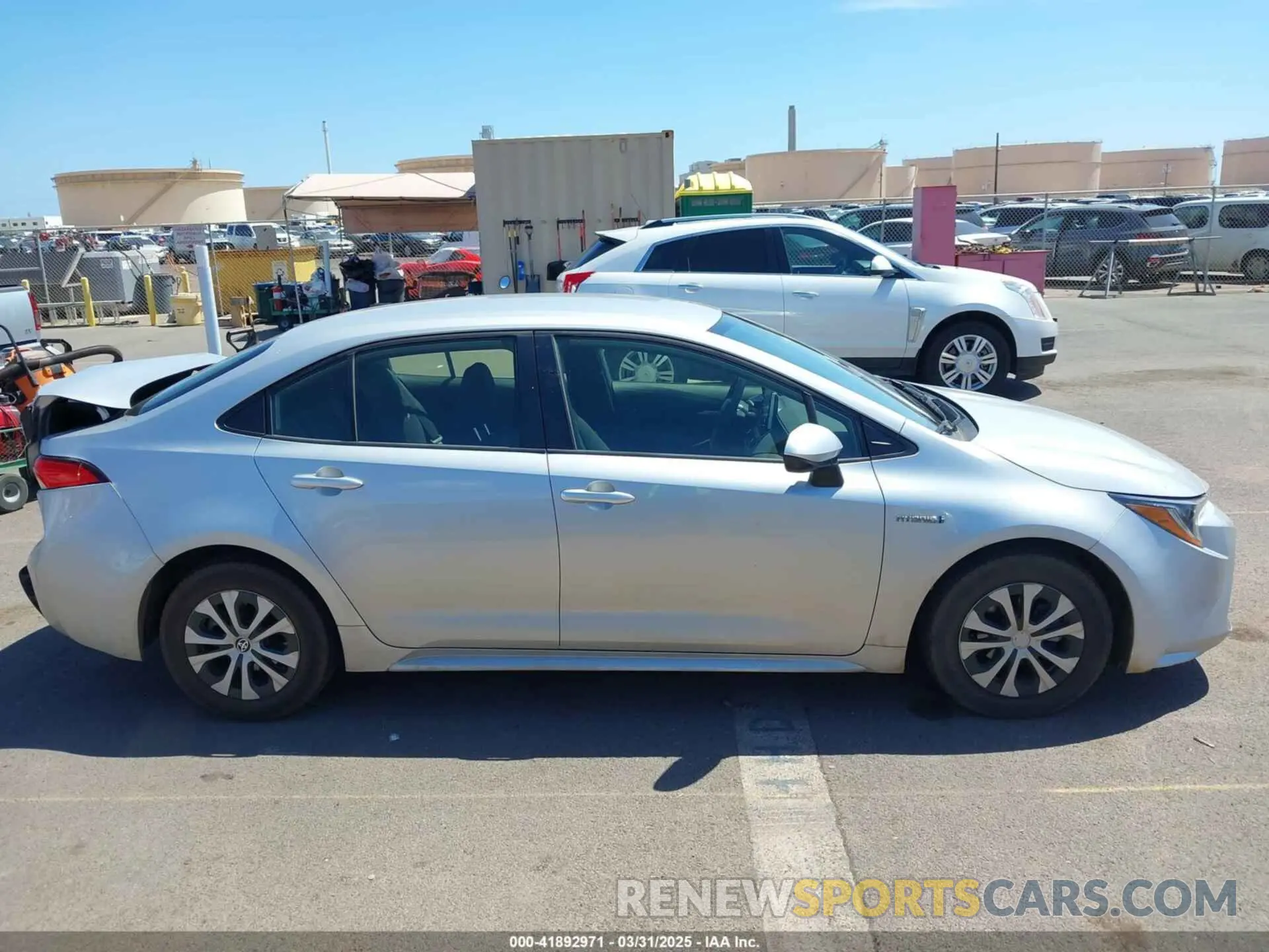 13 Photograph of a damaged car JTDEAMDE0MJ025075 TOYOTA COROLLA 2021