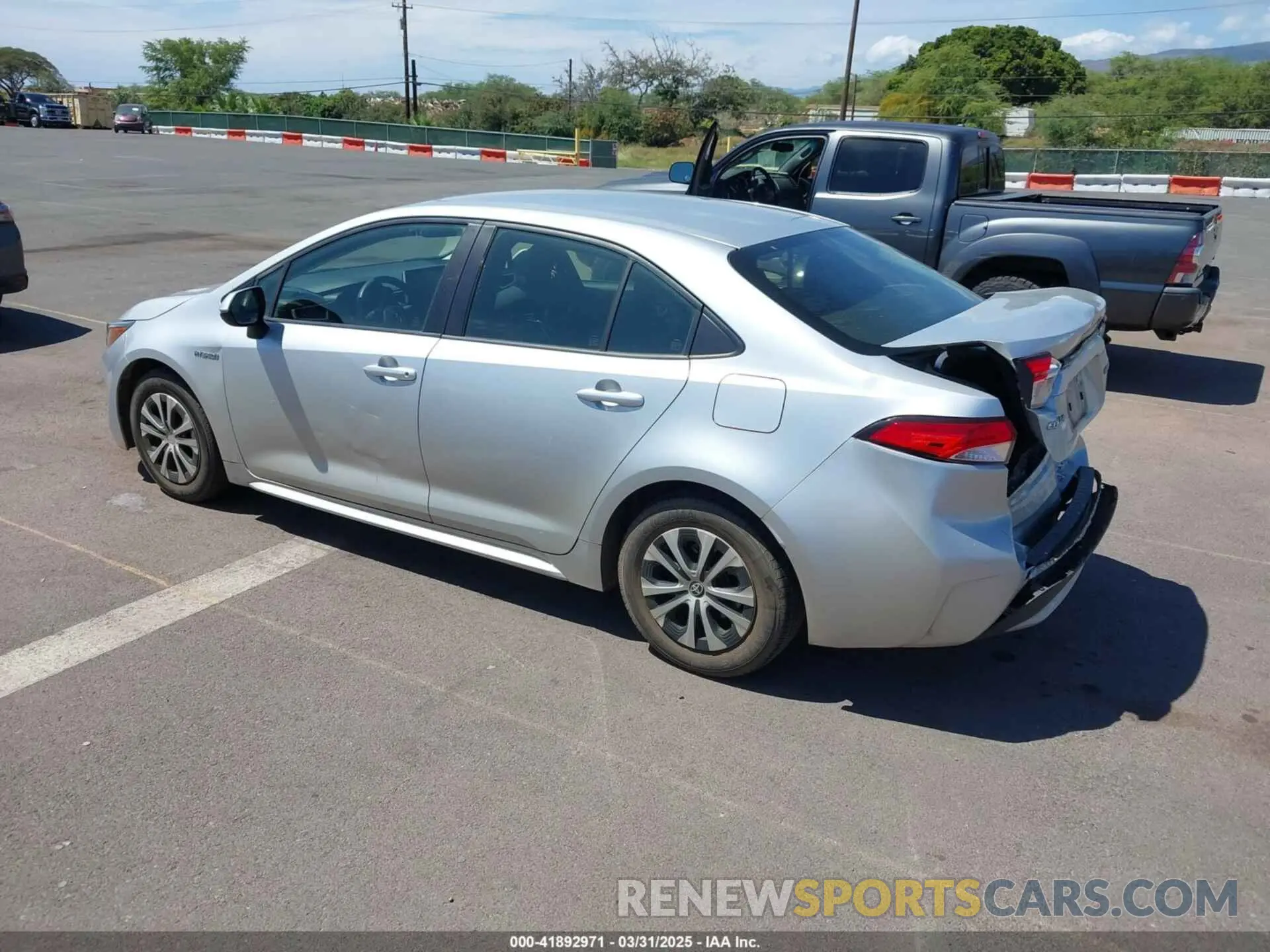 3 Photograph of a damaged car JTDEAMDE0MJ025075 TOYOTA COROLLA 2021