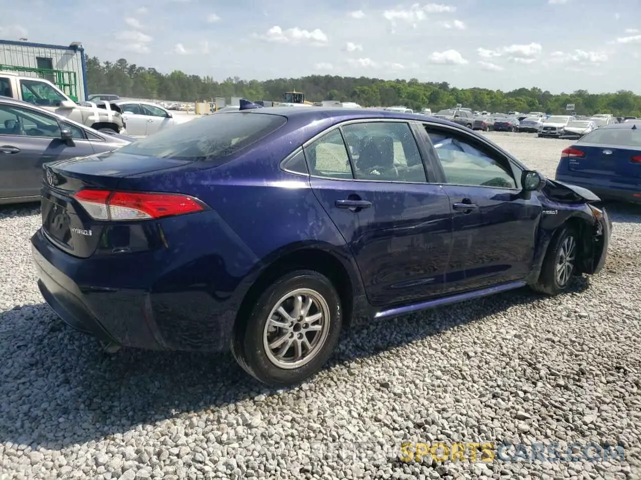 3 Photograph of a damaged car JTDEAMDE0MJ026646 TOYOTA COROLLA 2021