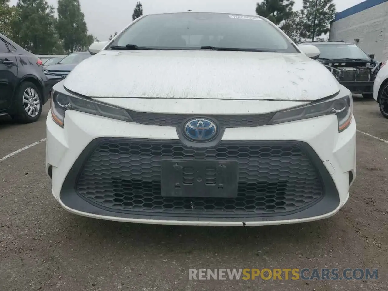 5 Photograph of a damaged car JTDEAMDE1MJ021407 TOYOTA COROLLA 2021