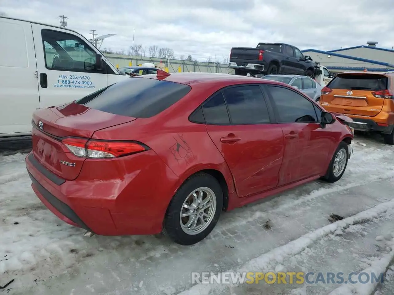 3 Photograph of a damaged car JTDEAMDE1MJ021858 TOYOTA COROLLA 2021