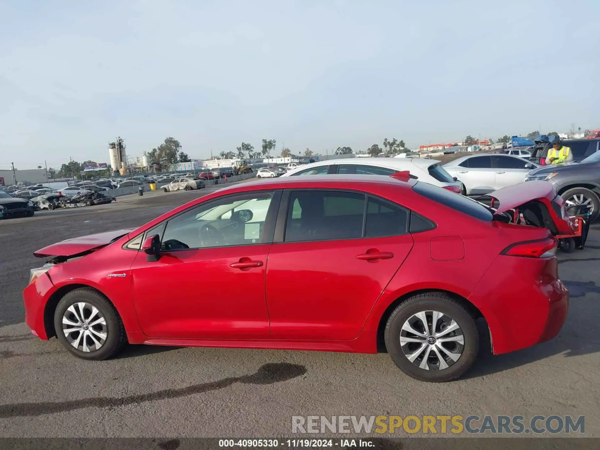13 Photograph of a damaged car JTDEAMDE1MJ030964 TOYOTA COROLLA 2021
