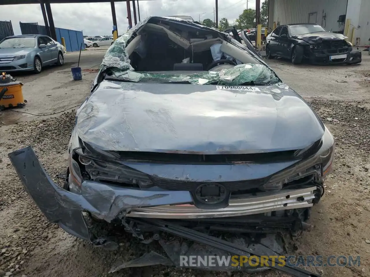 5 Photograph of a damaged car JTDEAMDE1MJ034948 TOYOTA COROLLA 2021