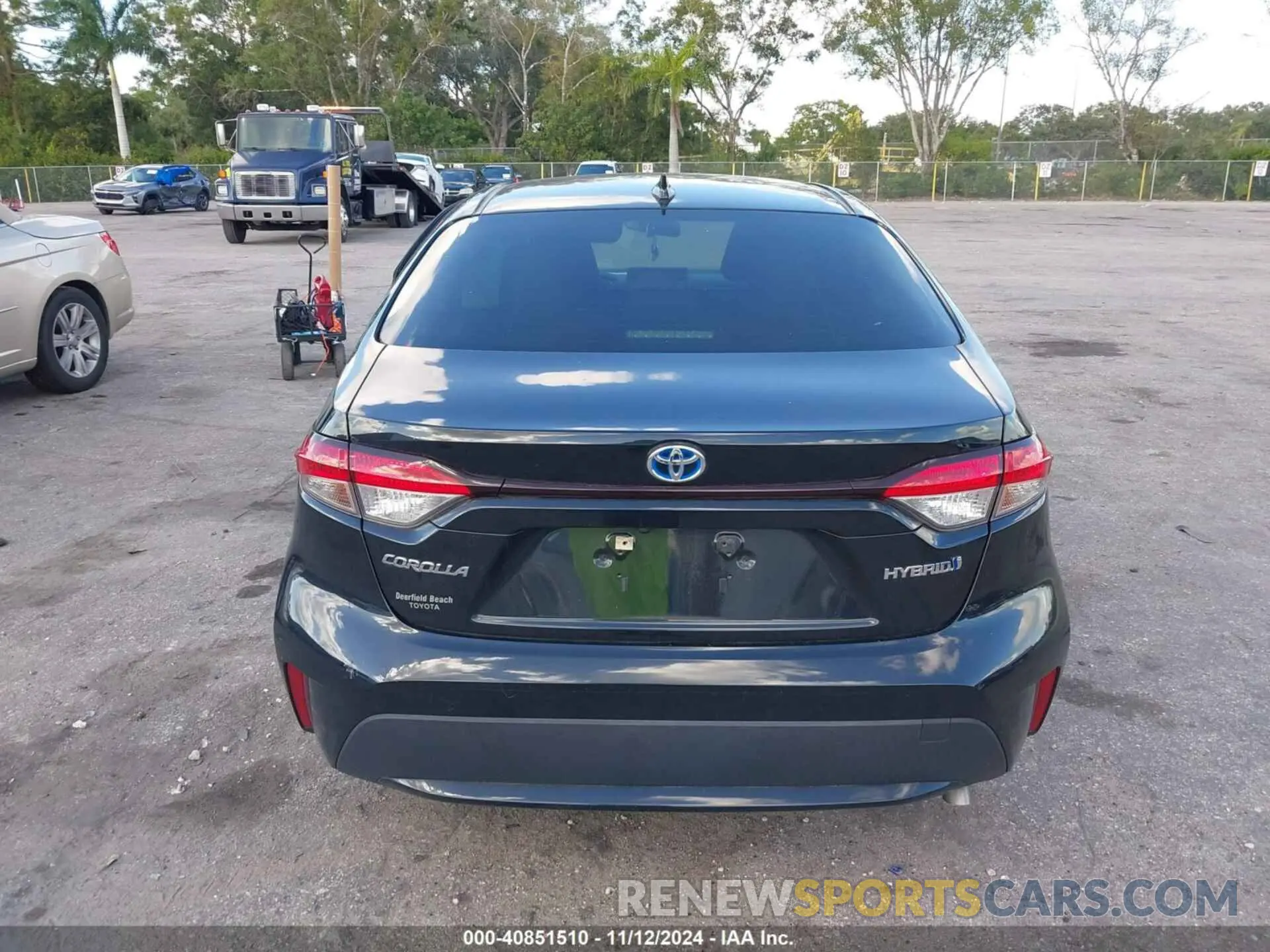 16 Photograph of a damaged car JTDEAMDE2MJ011016 TOYOTA COROLLA 2021