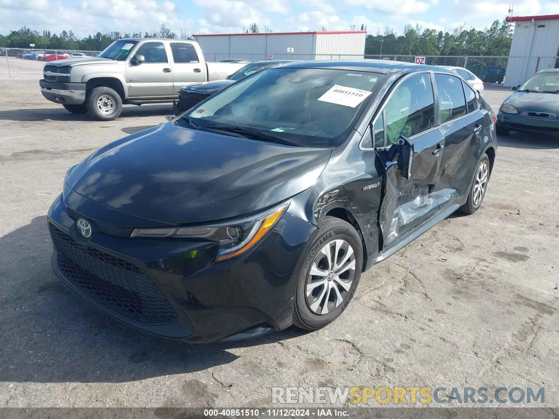 2 Photograph of a damaged car JTDEAMDE2MJ011016 TOYOTA COROLLA 2021