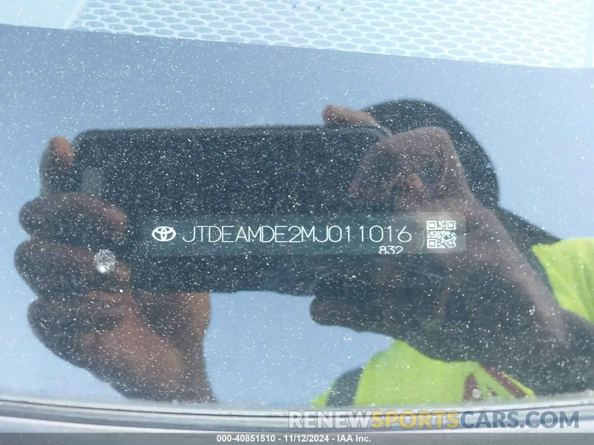9 Photograph of a damaged car JTDEAMDE2MJ011016 TOYOTA COROLLA 2021