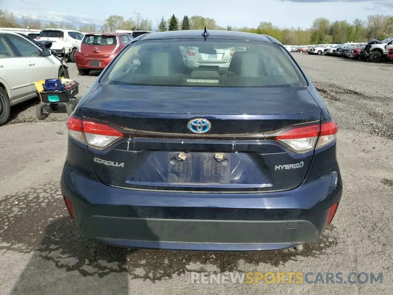 6 Photograph of a damaged car JTDEAMDE2MJ026714 TOYOTA COROLLA 2021