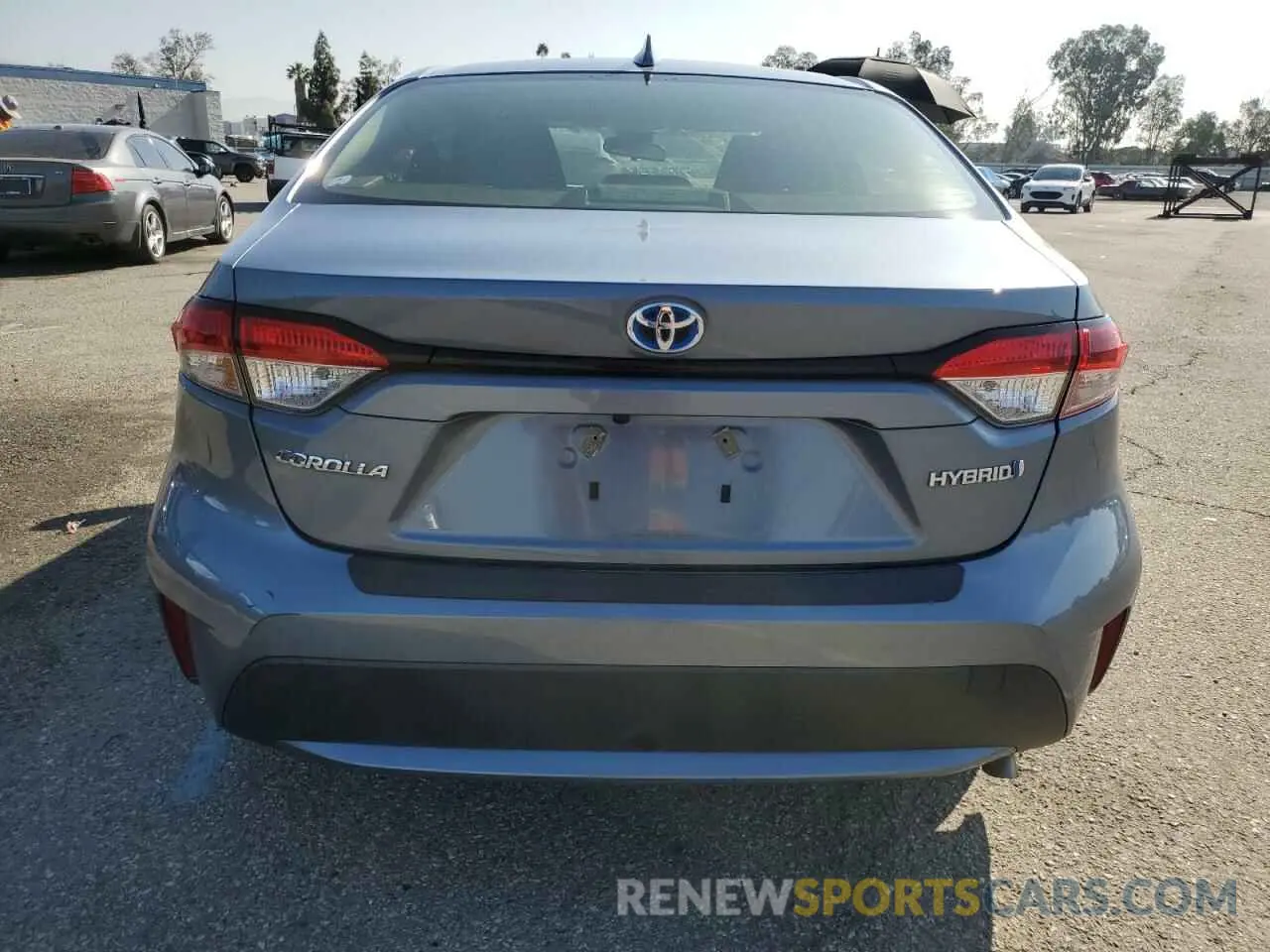 6 Photograph of a damaged car JTDEAMDE2MJ029273 TOYOTA COROLLA 2021