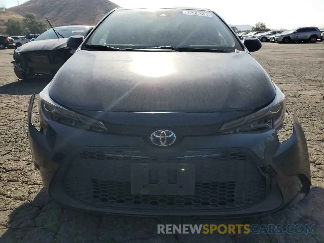 5 Photograph of a damaged car JTDEAMDE2MJ035185 TOYOTA COROLLA 2021