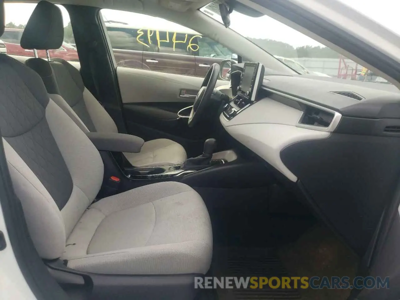 5 Photograph of a damaged car JTDEAMDE3MJ003815 TOYOTA COROLLA 2021