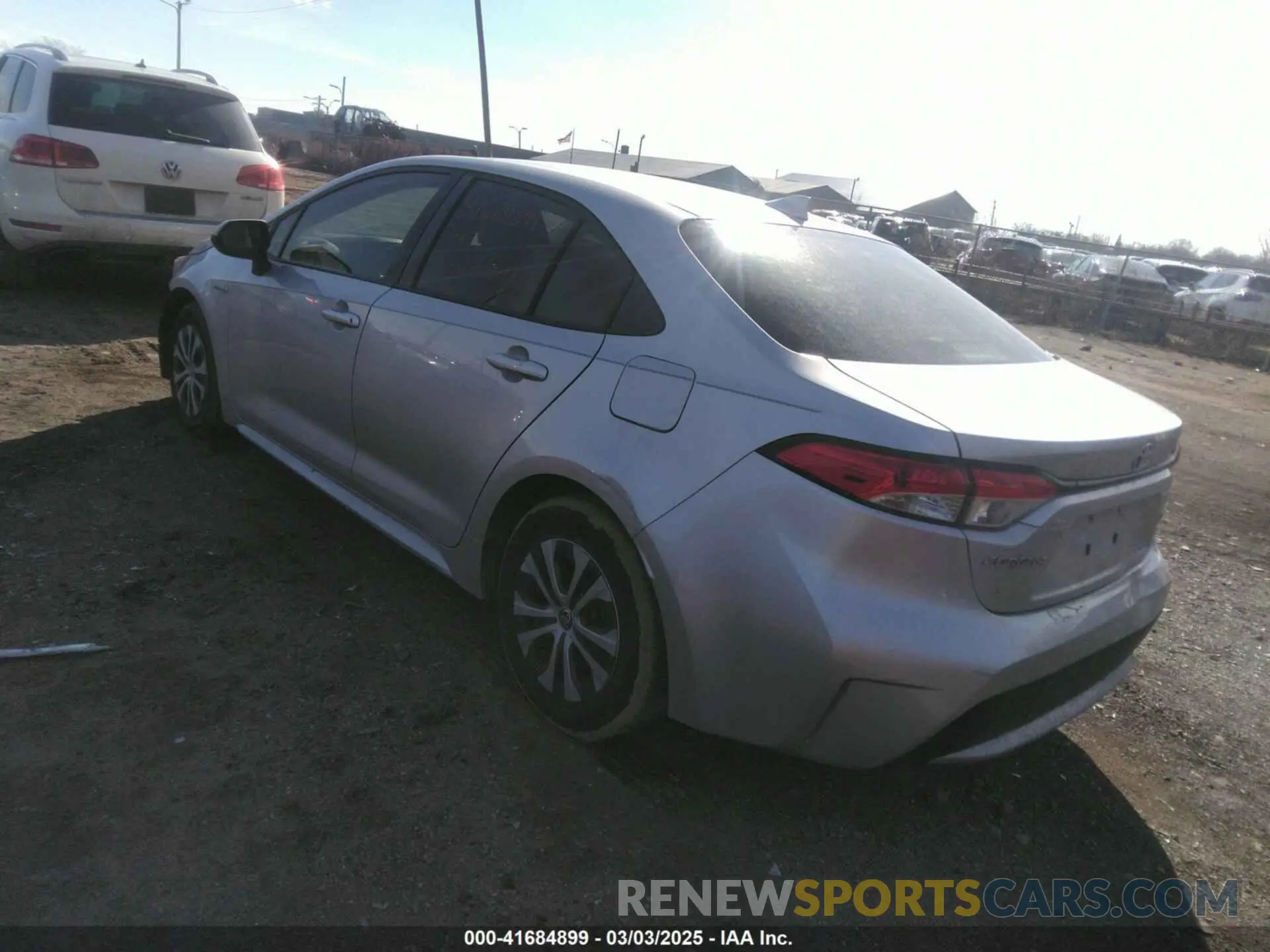 3 Photograph of a damaged car JTDEAMDE3MJ010599 TOYOTA COROLLA 2021