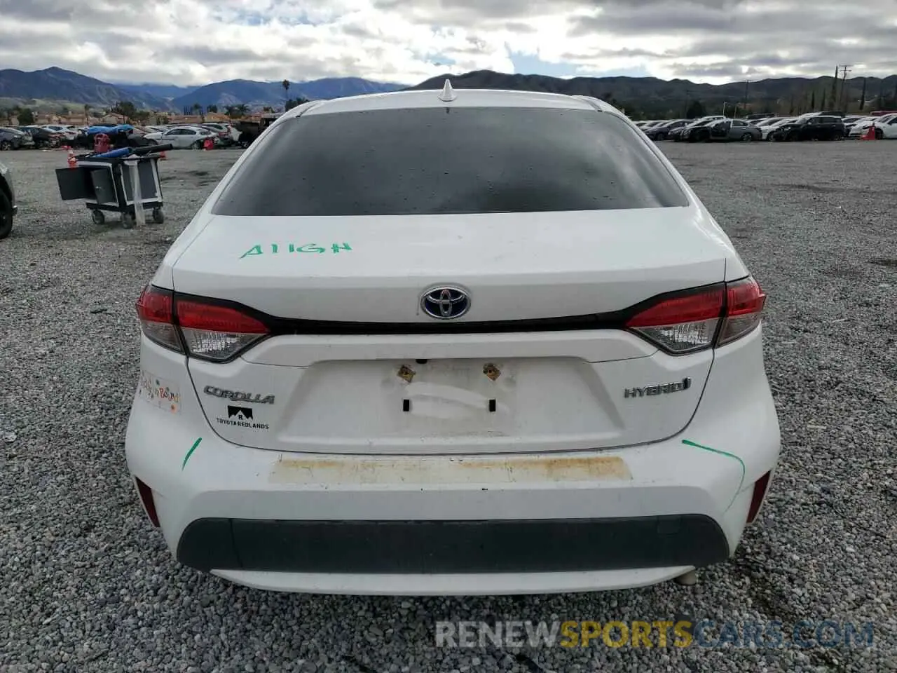 6 Photograph of a damaged car JTDEAMDE3MJ013373 TOYOTA COROLLA 2021