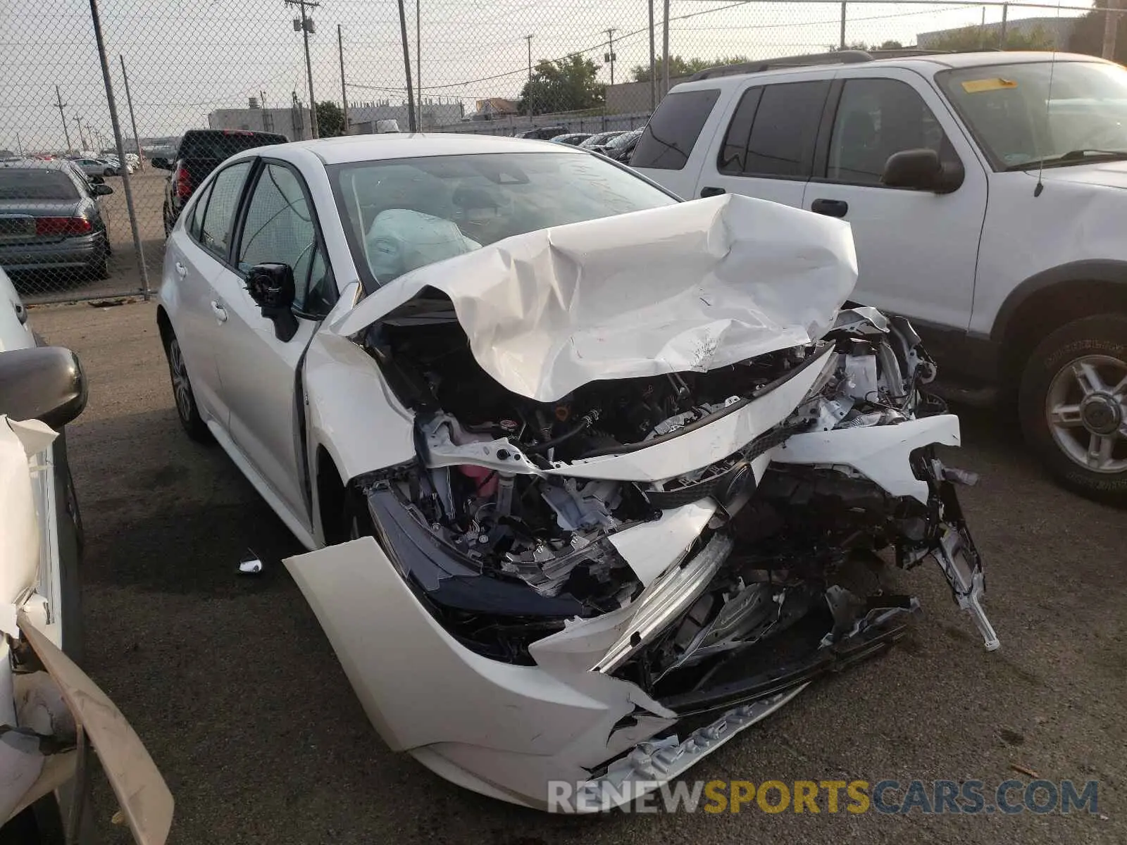 1 Photograph of a damaged car JTDEAMDE3MJ019027 TOYOTA COROLLA 2021