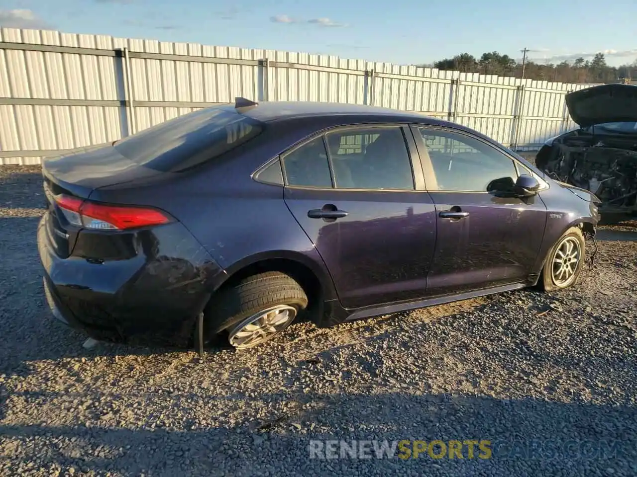 3 Photograph of a damaged car JTDEAMDE3MJ025698 TOYOTA COROLLA 2021