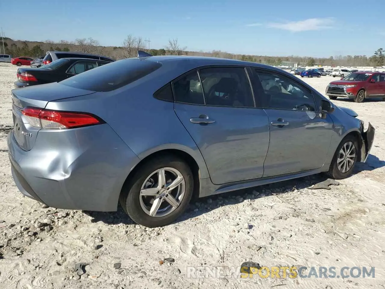 3 Photograph of a damaged car JTDEAMDE4MJ000583 TOYOTA COROLLA 2021