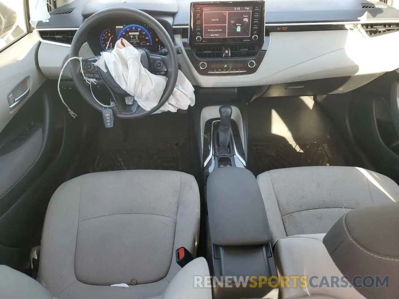 8 Photograph of a damaged car JTDEAMDE4MJ000583 TOYOTA COROLLA 2021