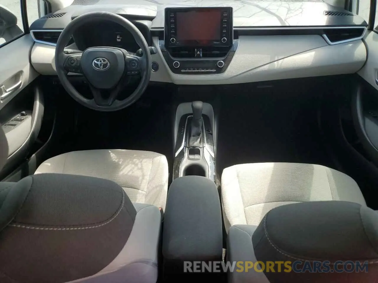 8 Photograph of a damaged car JTDEAMDE4MJ001085 TOYOTA COROLLA 2021