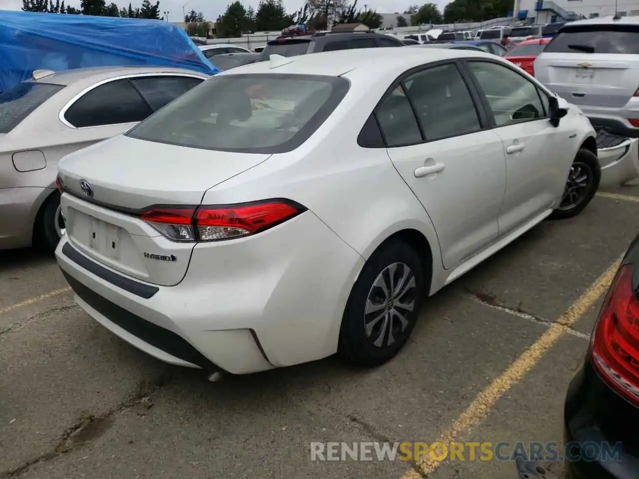 4 Photograph of a damaged car JTDEAMDE4MJ002415 TOYOTA COROLLA 2021