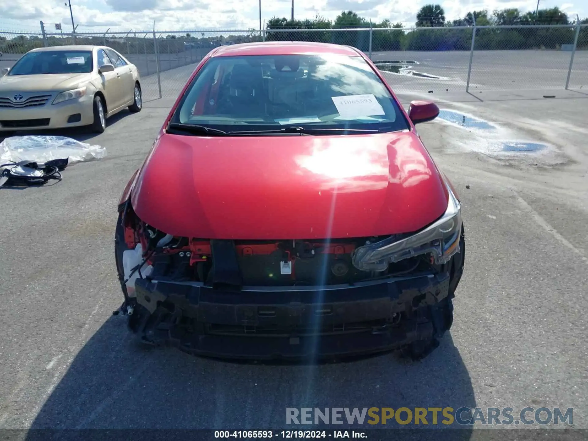 13 Photograph of a damaged car JTDEAMDE4MJ008926 TOYOTA COROLLA 2021