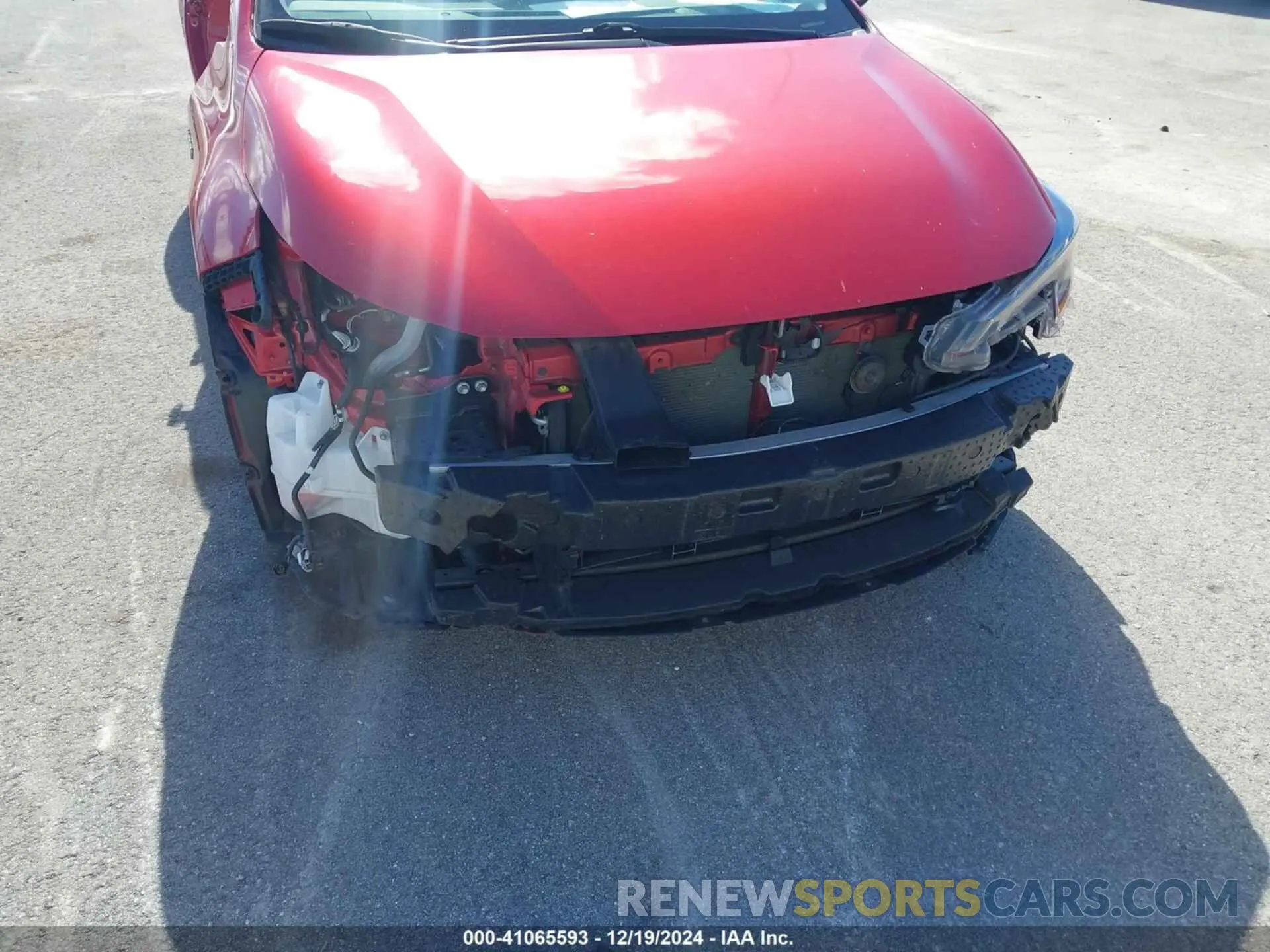 18 Photograph of a damaged car JTDEAMDE4MJ008926 TOYOTA COROLLA 2021